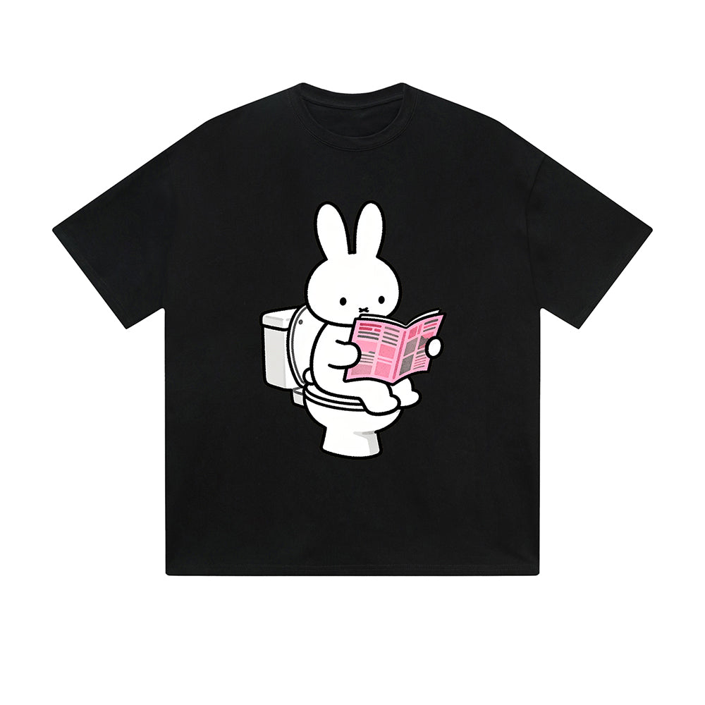 Einfarbiges T-Shirt Hase liest Buch Toilette Lustiger Cartoon Grafikdruck Lässige Alltagsmode Straßenbekleidung Feel lives